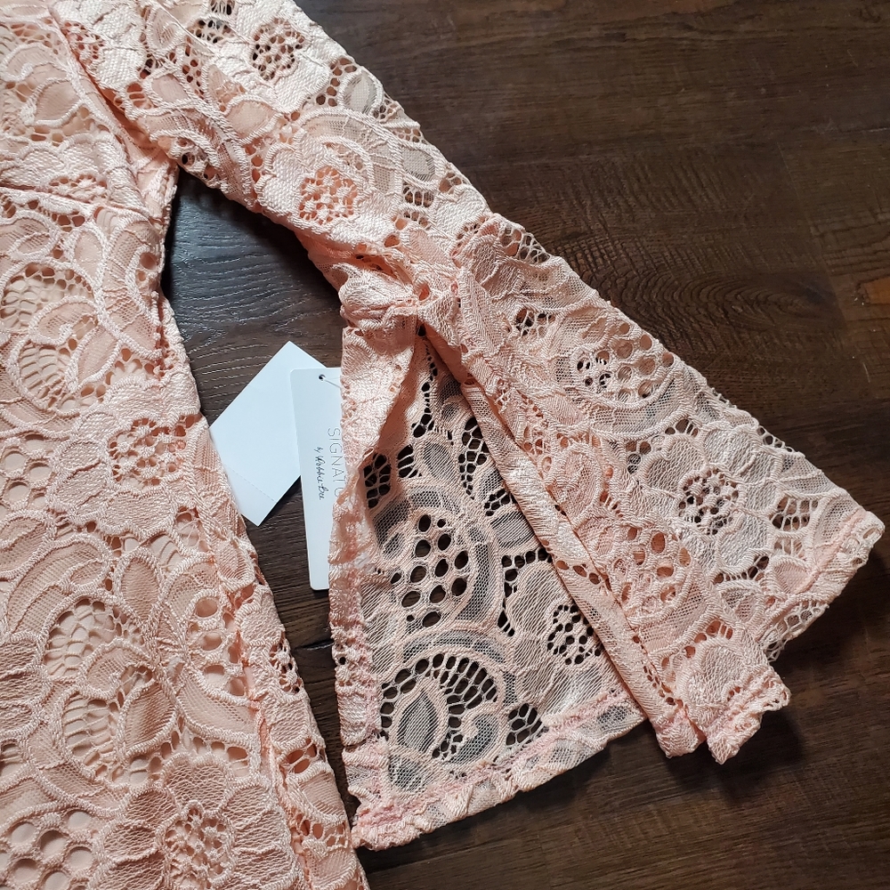 Signature by Robbie Bee Dress Large - Picture 4 of 6